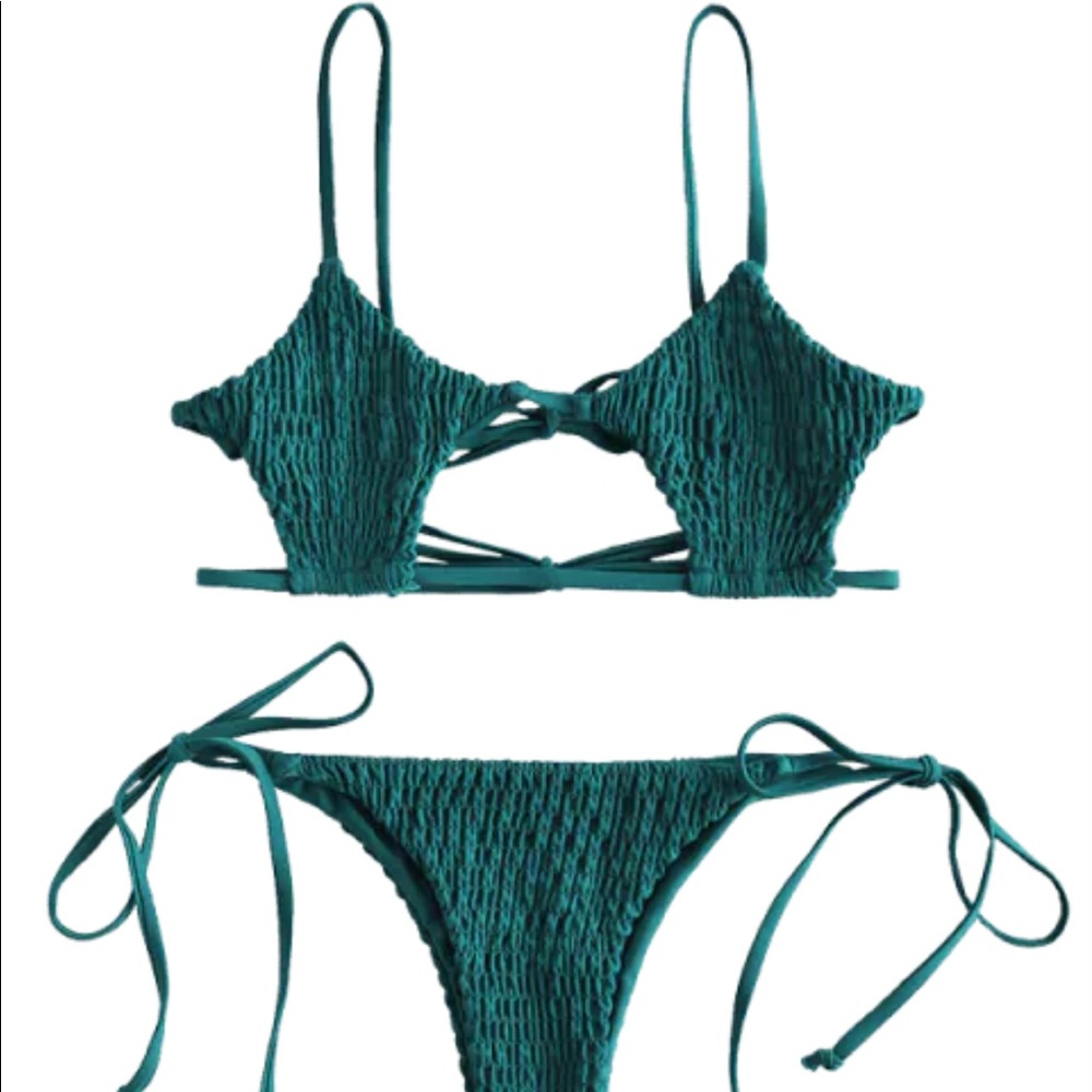 Emerald green keyhole string bikini